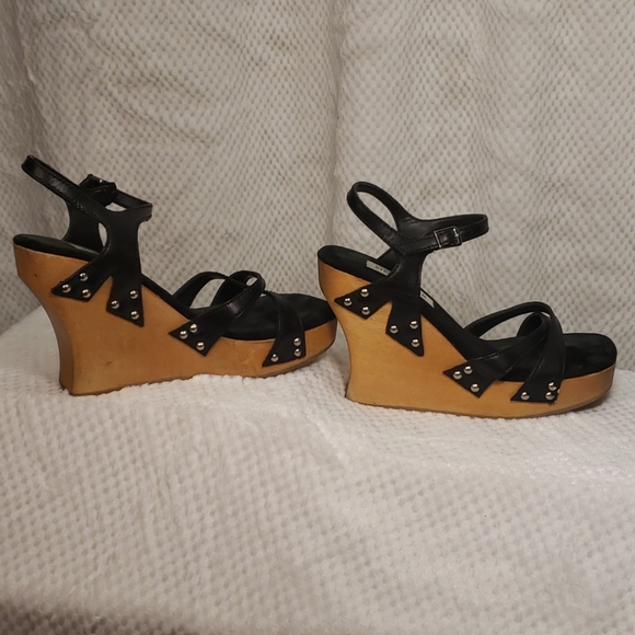 Wood Platform Heels by Steve Madden - Picture 5 of 8